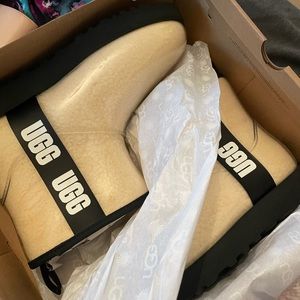 UGGs Classic Clear Mini